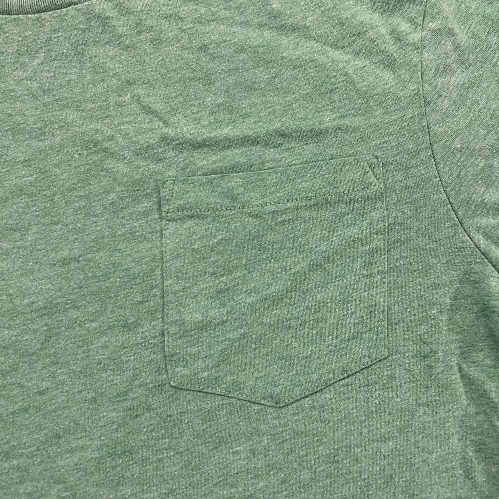 J. Crew Men's Heather Green Pocket Tee - Picture 3 of 4